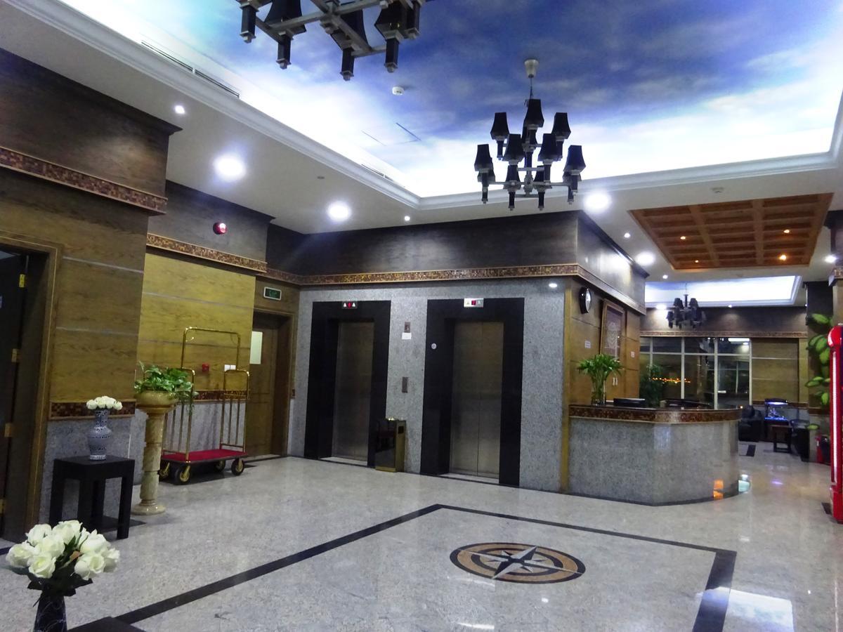 Apartamento Zubara Plaza II Manama Exterior foto